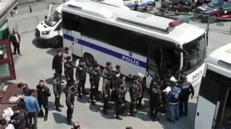 İ­s­t­a­n­b­u­l­­d­a­ ­7­2­6­ ­d­ü­z­e­n­s­i­z­ ­g­ö­ç­m­e­n­ ­y­a­k­a­l­a­n­d­ı­
